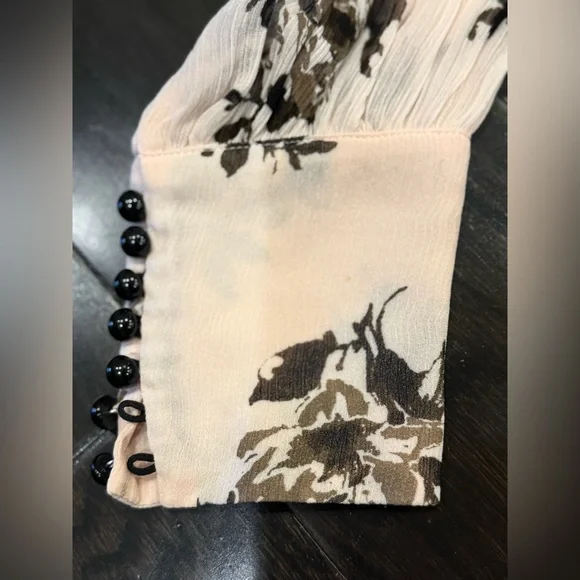 BAUM UND PFERDGARTEN Floral Peplum Blouse -NWOT - Picture 7 of 12